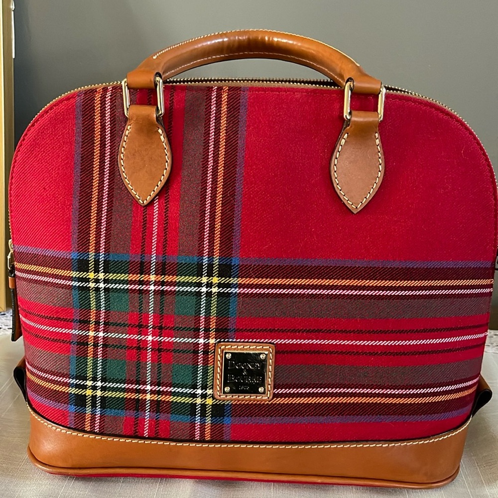 Dooney & Bourke Handbag